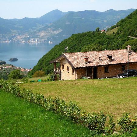 Cozy Chalet At Marone Lake Lombardy With Pool Dış mekan fotoğraf