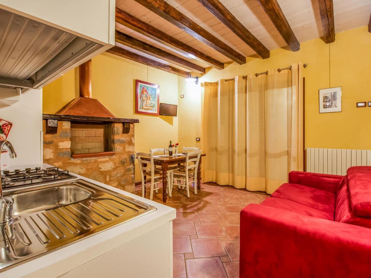 Cozy Chalet At Marone Lake Lombardy With Pool Dış mekan fotoğraf