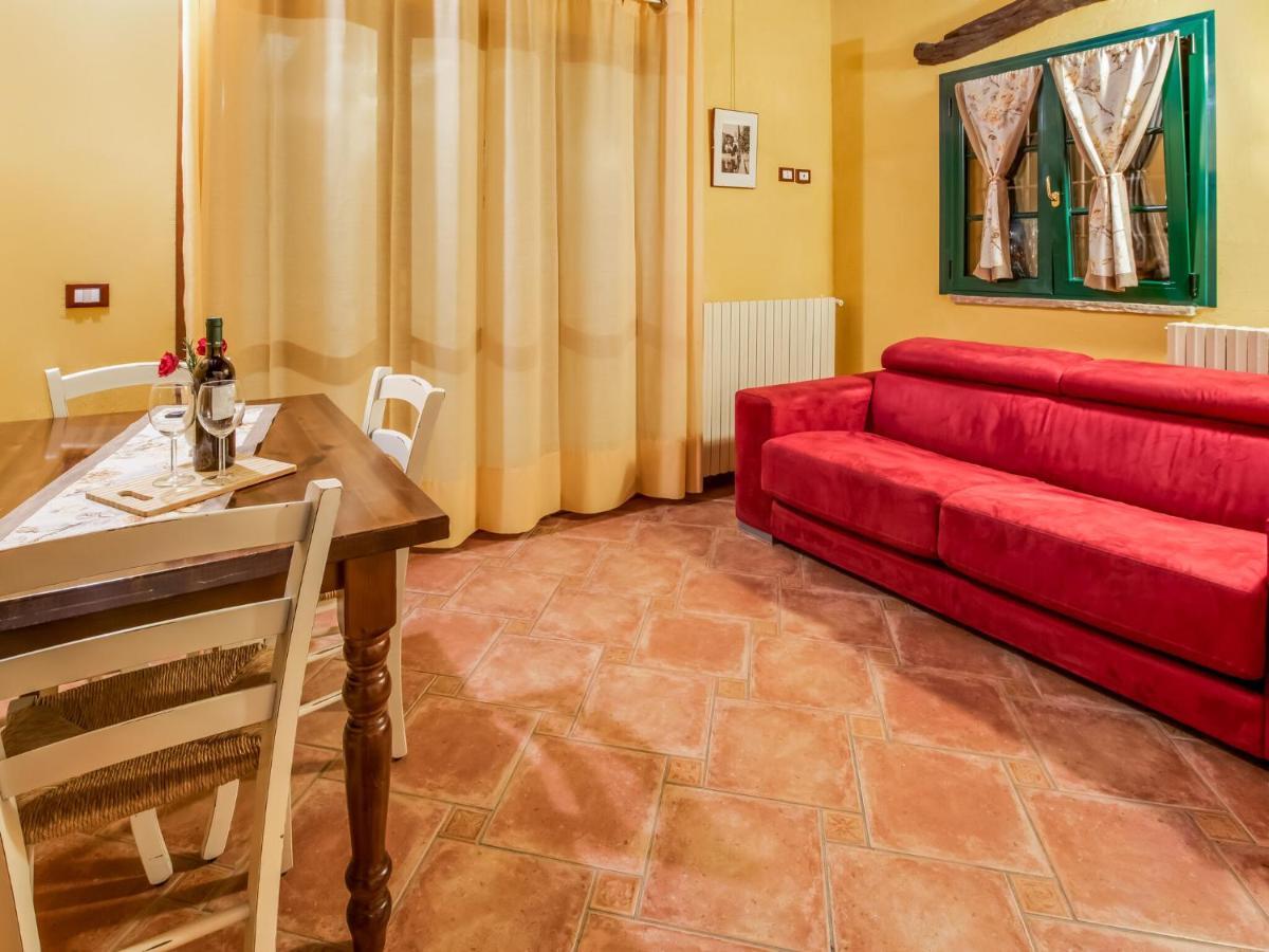 Cozy Chalet At Marone Lake Lombardy With Pool Dış mekan fotoğraf